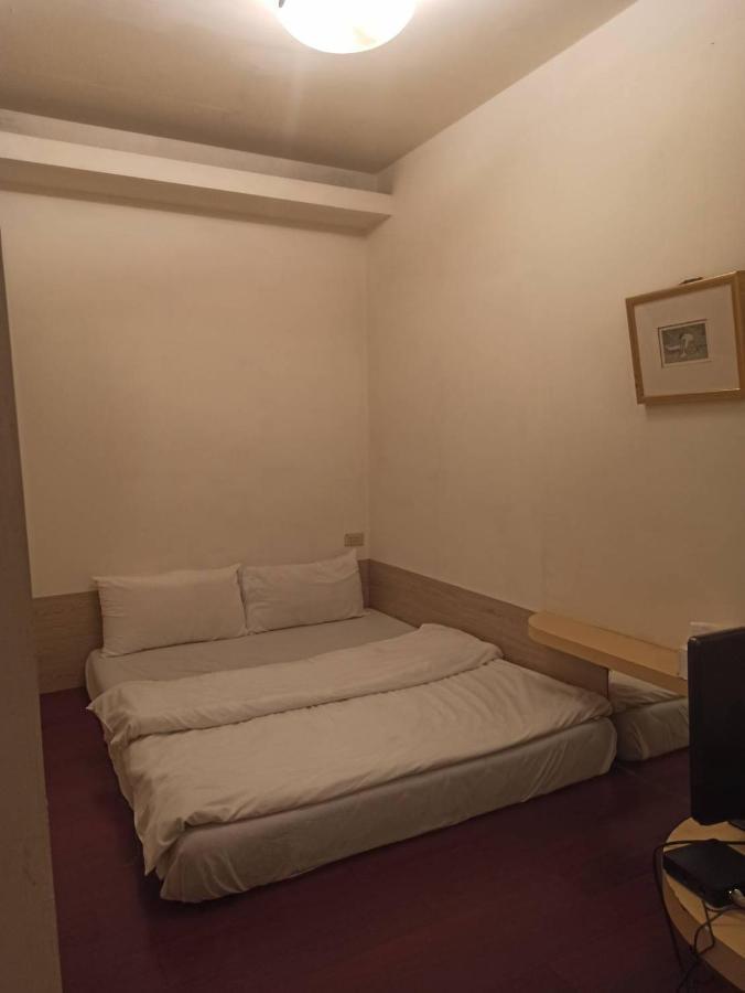 Hua Bin Hotel Yilan Экстерьер фото